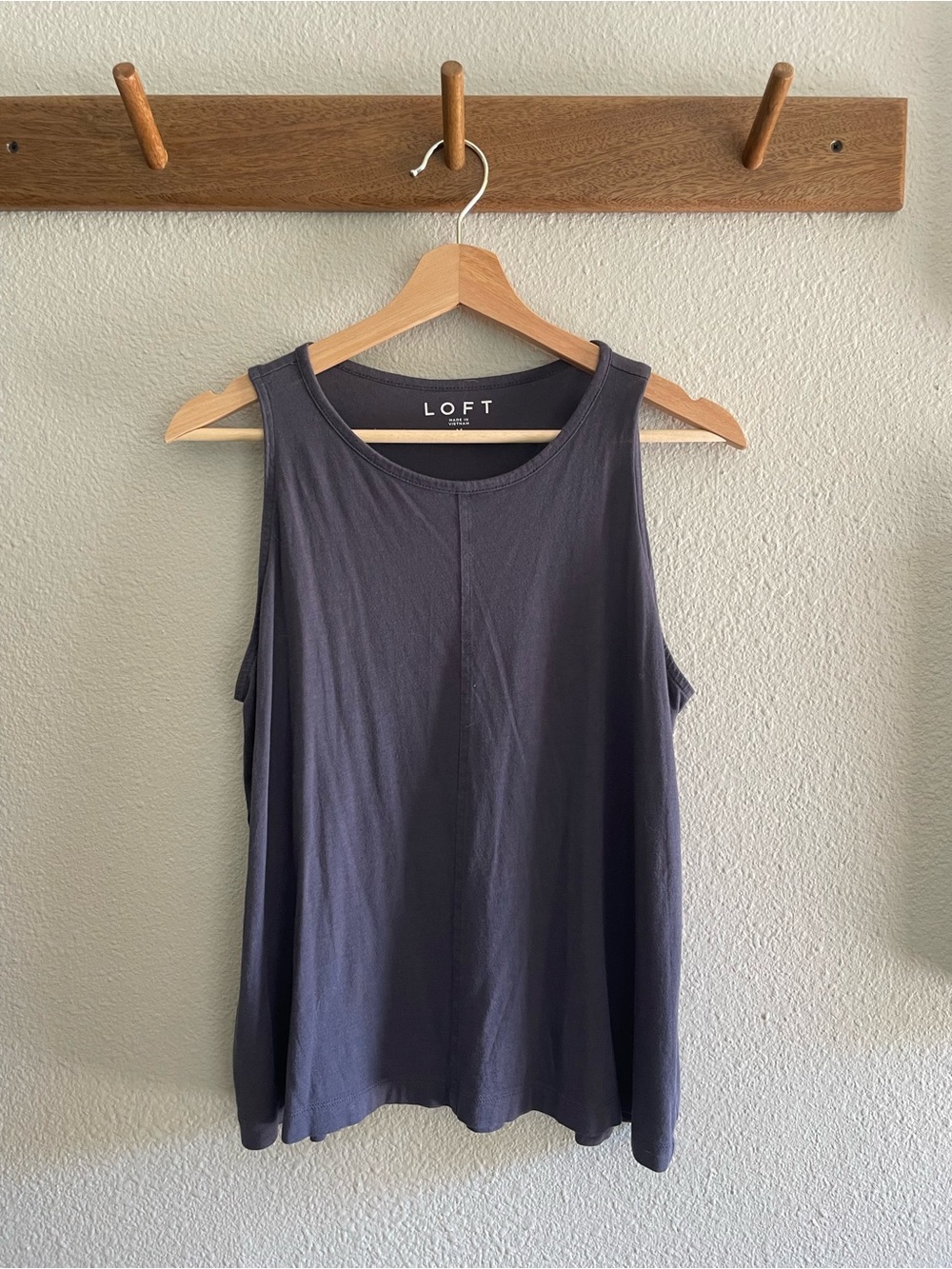 LOFT Women's Navy Sleeveless Tank Top